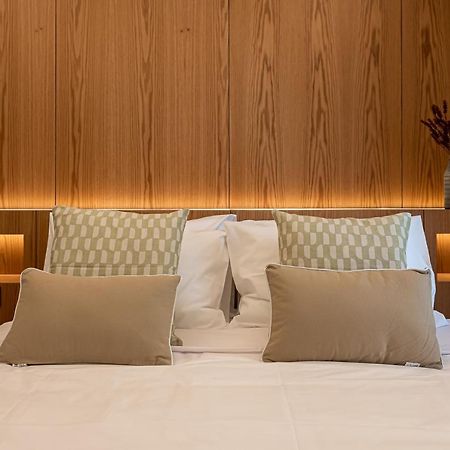 Phaedrus Living Luxury Penthouse Ploutarchou Daire Atina Dış mekan fotoğraf