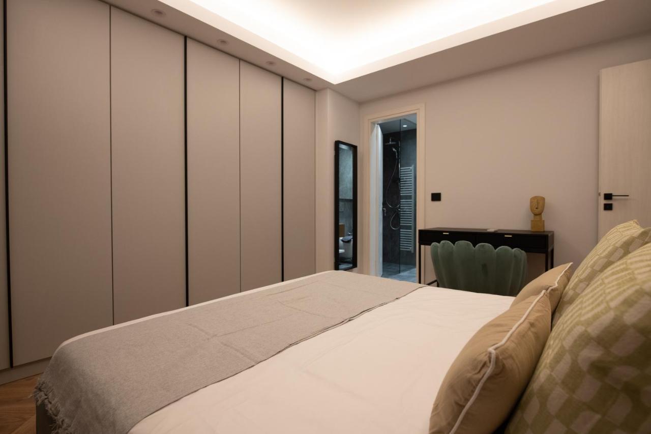 Phaedrus Living Luxury Penthouse Ploutarchou Daire Atina Dış mekan fotoğraf