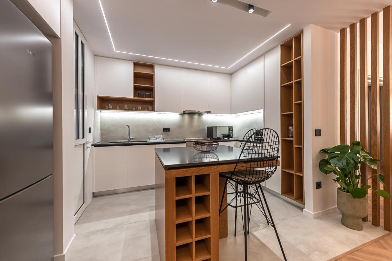 Phaedrus Living Luxury Penthouse Ploutarchou Daire Atina Dış mekan fotoğraf