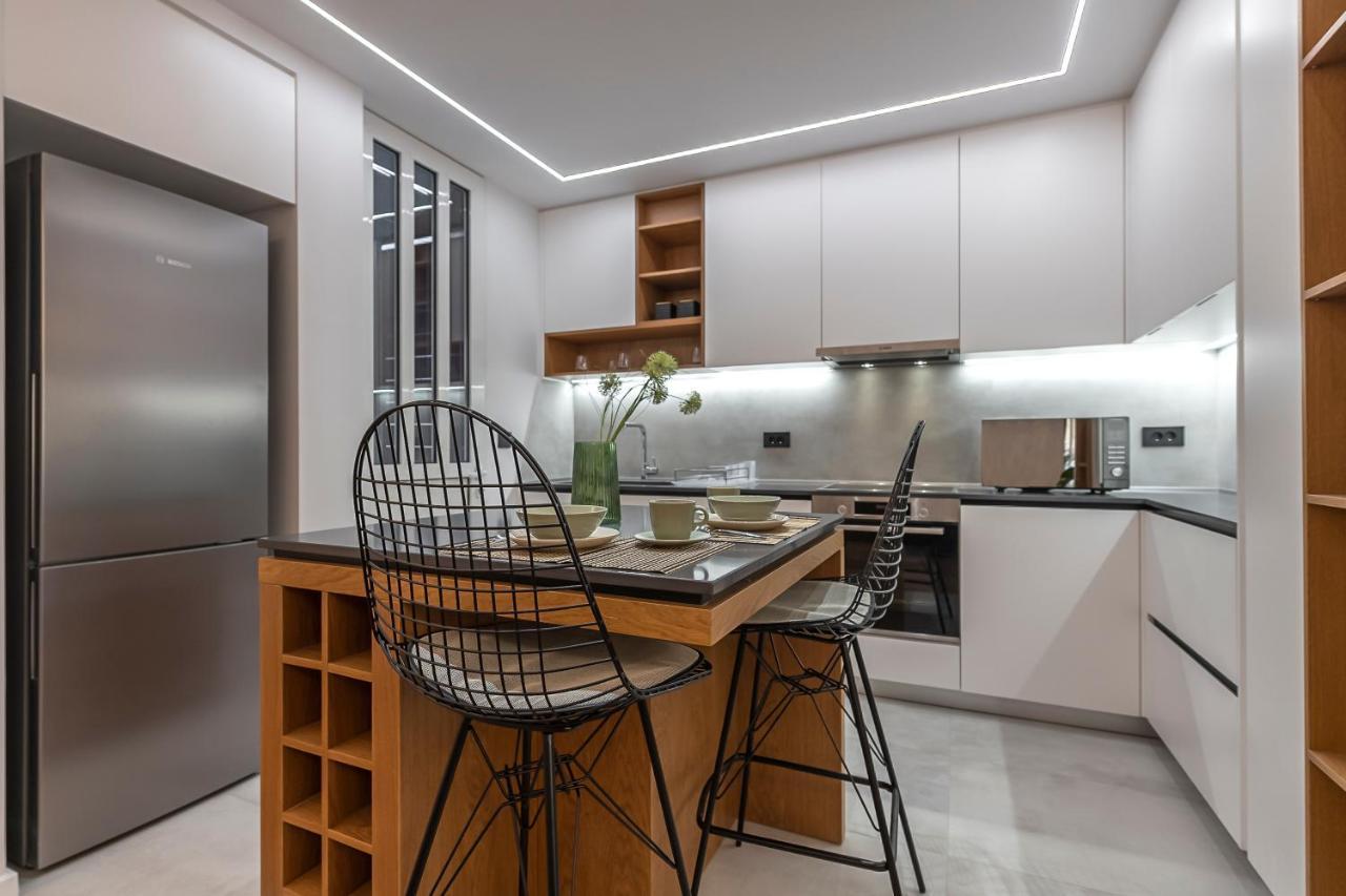 Phaedrus Living Luxury Penthouse Ploutarchou Daire Atina Dış mekan fotoğraf